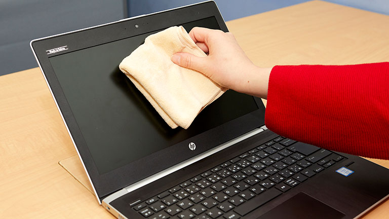 Pcの動作が遅くてイライラ そんなときは外も中も掃除して 快適なビジネスワークを