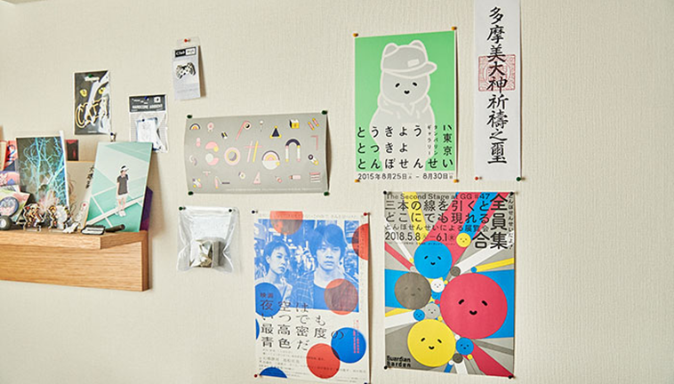僕はコンピューターの本来持っている質感とか均一なトーンが、水彩や油絵の具じゃ出せない魅力だと思っていて。