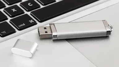 USBメモリの寿命はどのくらい？長く使用するためのポイント